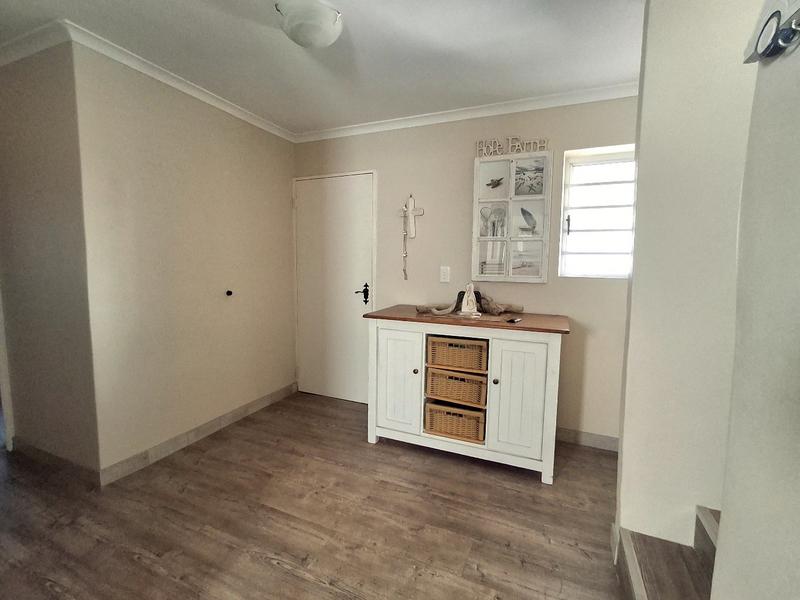 3 Bedroom Property for Sale in Lampiesbaai Western Cape